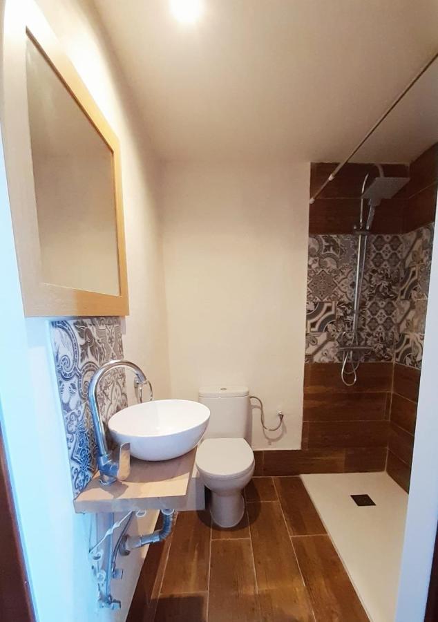 Hostal Mozaik Lloret Льорет-де-Мар Экстерьер фото